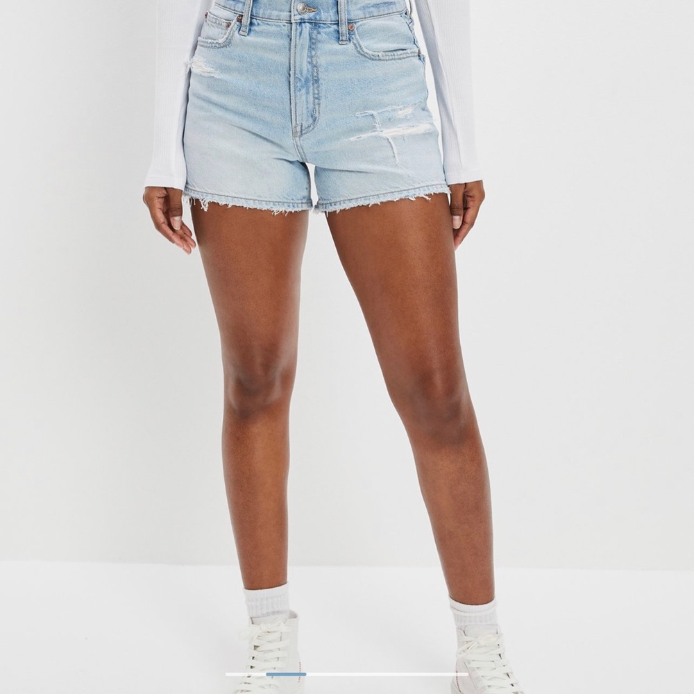 NWT American Eagle 90s Boyfriend Shorts